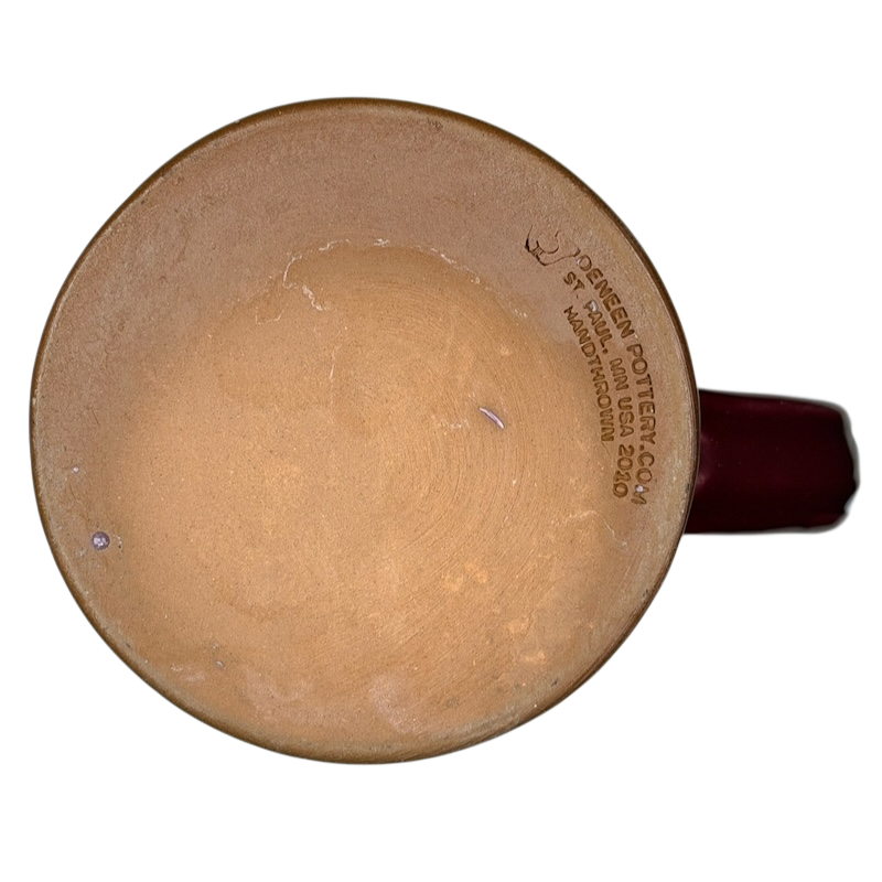 Bottom view of a Southmoreland On The Plaza Deneen mug showcasing detailed pottery markings