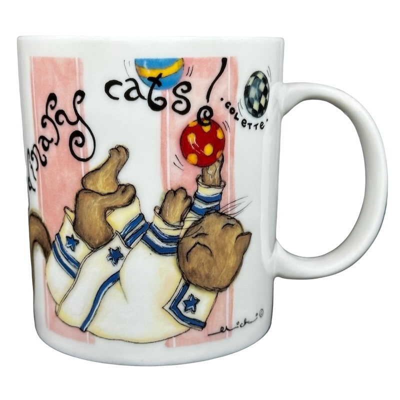 It's A Cat's And Dogs Life Michelle Broussard  Mug Chaleur