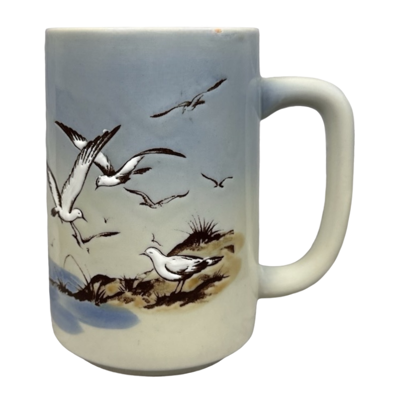 Seagulls In Flight Lightly Embossed Large Mug Otagiri