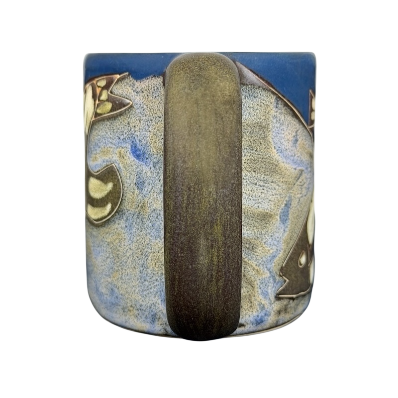 Five Fish Mara Mexico mug featuring a colorful fish design against a blue background