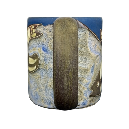 Five Fish Mara Mexico mug featuring a colorful fish design against a blue background