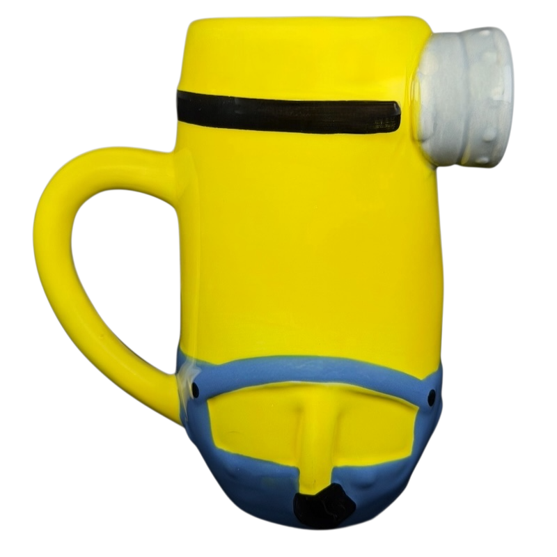 Minion Kevin 3D mug featuring a vibrant yellow design and detailed features for fun beverage enjoyment