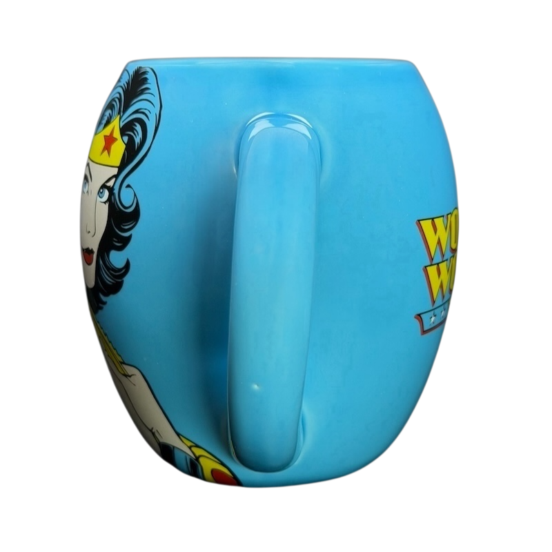 Wonder Woman Barrel Mug Vandor featuring a vibrant design and unique handle for superhero fans