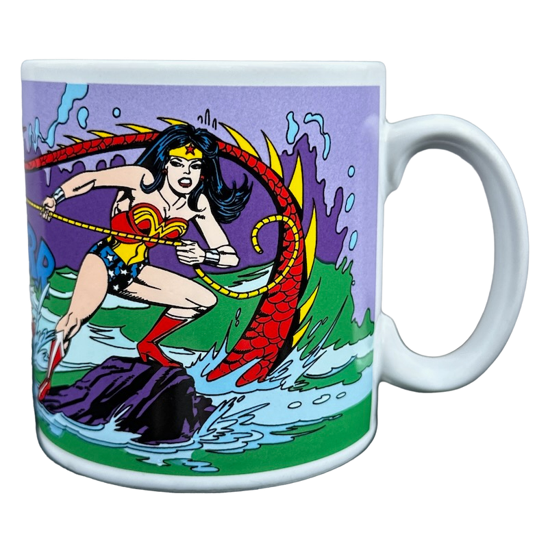 Wonder Woman Battling A Dragon DC Comics Vintage Mug Applause