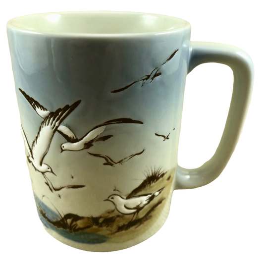 Seagulls In Flight Embossed Mug Otagiri