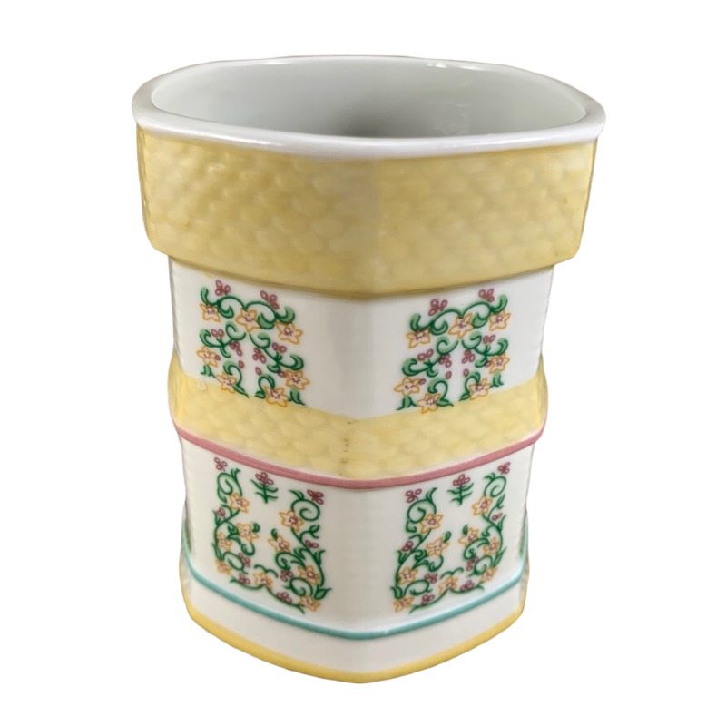 The Lenox Village Yellow Coffee Mugs Lenox